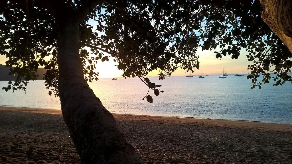 Magnetic Island Bed And Breakfast Horseshoe Bay